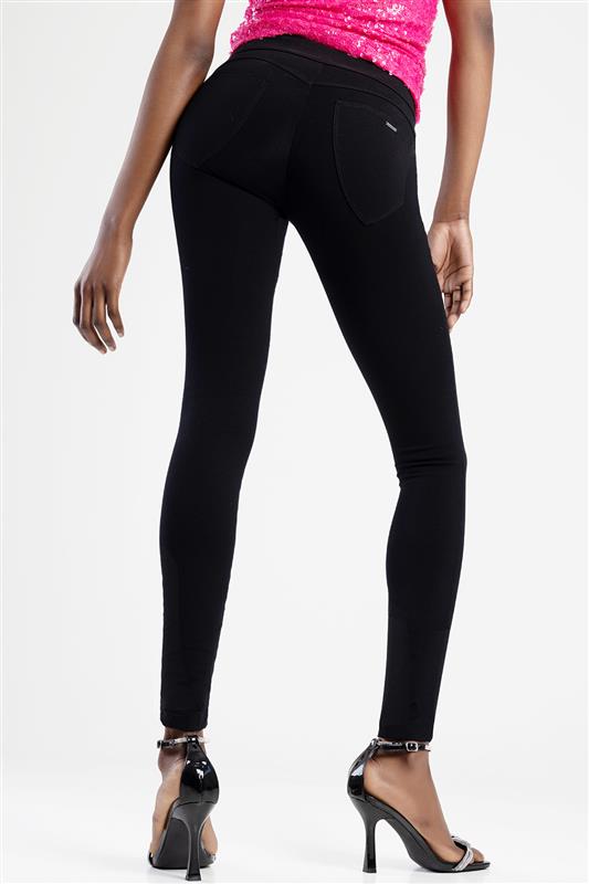 Sissy Boy Peaches Black