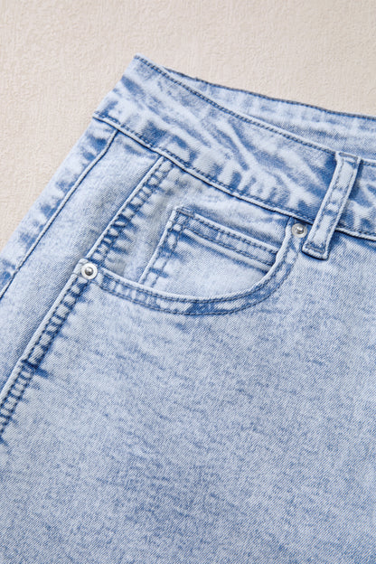 Light Washed Barrel Jeans