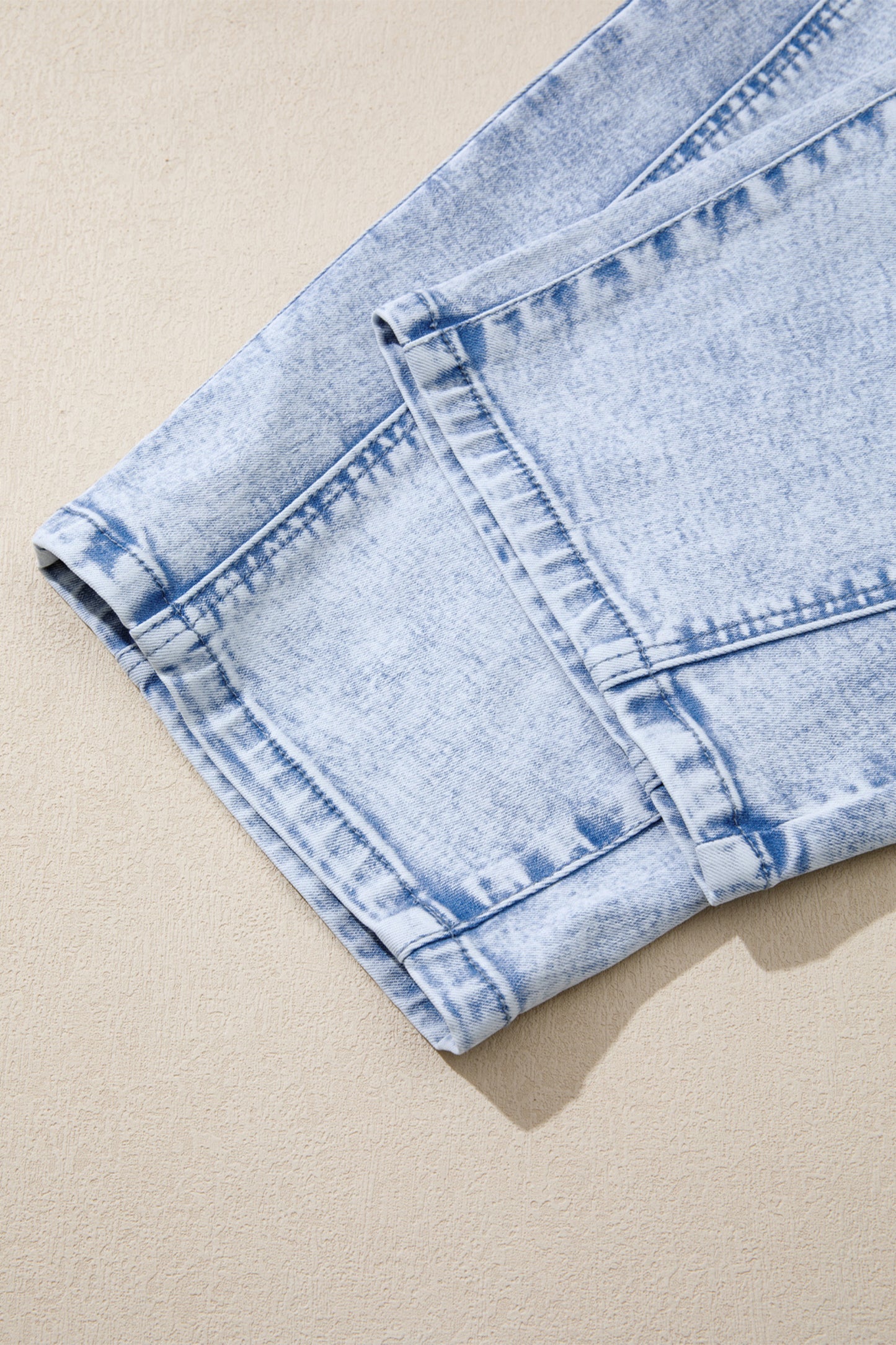Light Washed Barrel Jeans