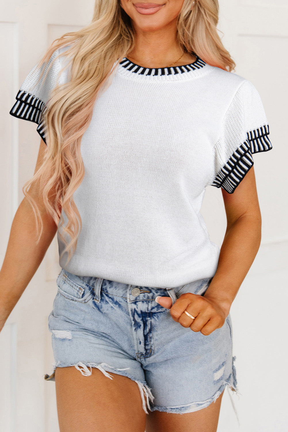 White Contrast Trim Knitted Top